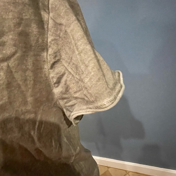 BKE distressed shirt - Picture 5 of 7